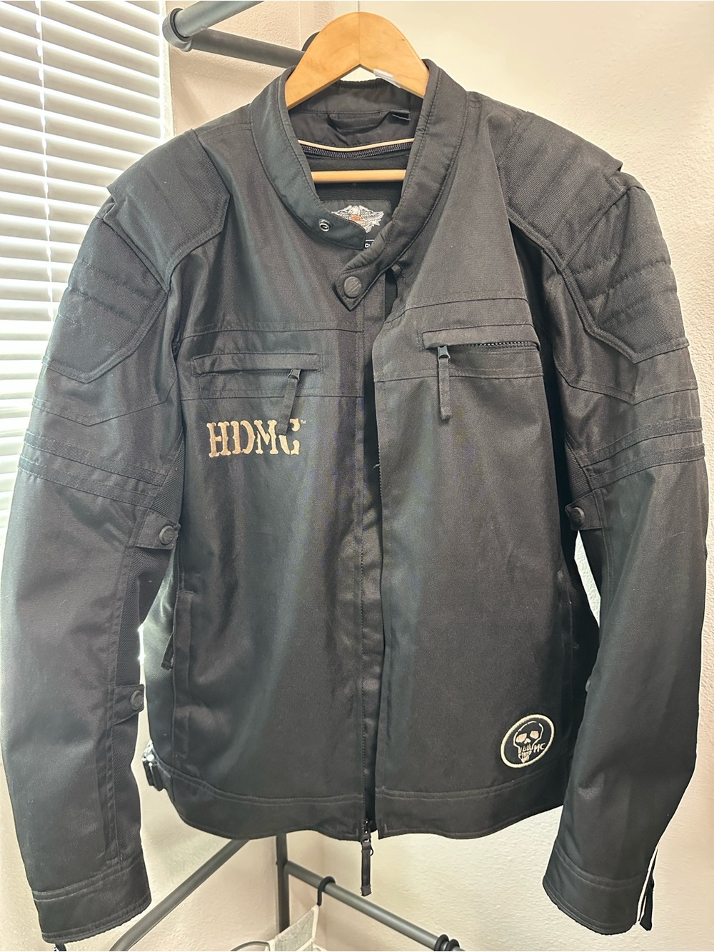 Rare Harley-Davidson Only 1 for sale in the US! Black Riding Jacket 97061-15VM